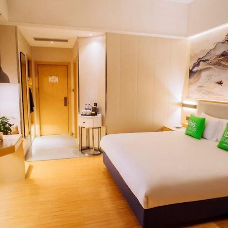 Ibis Styles Guangzhou Panyu Shiqiao Hotel Ngoại thất bức ảnh
